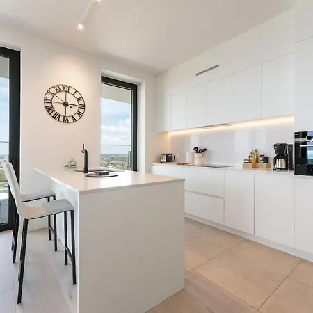 Appartement Park Fenomenaal App Met Zwembad En Gym! *